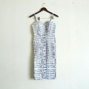 Unbranded white patterned cut out neckline dress